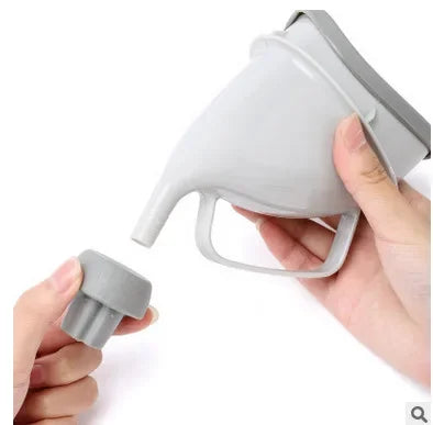 Pot entonnoir urinoir portable